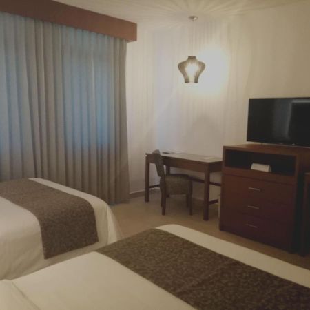 Hotel Marlon Четумал Екстериор снимка