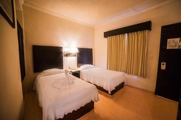 Hotel Marlon Четумал Екстериор снимка