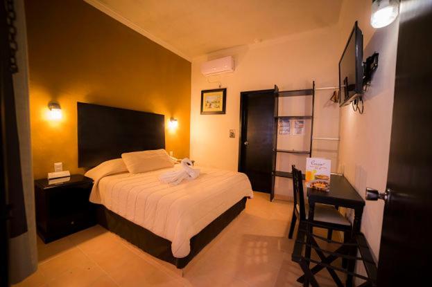Hotel Marlon Четумал Екстериор снимка