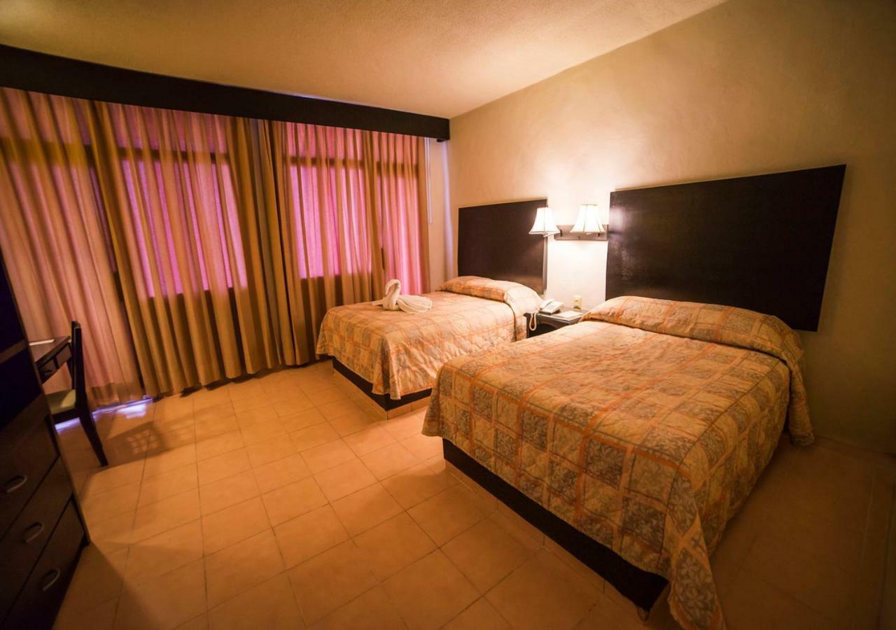 Hotel Marlon Четумал Екстериор снимка