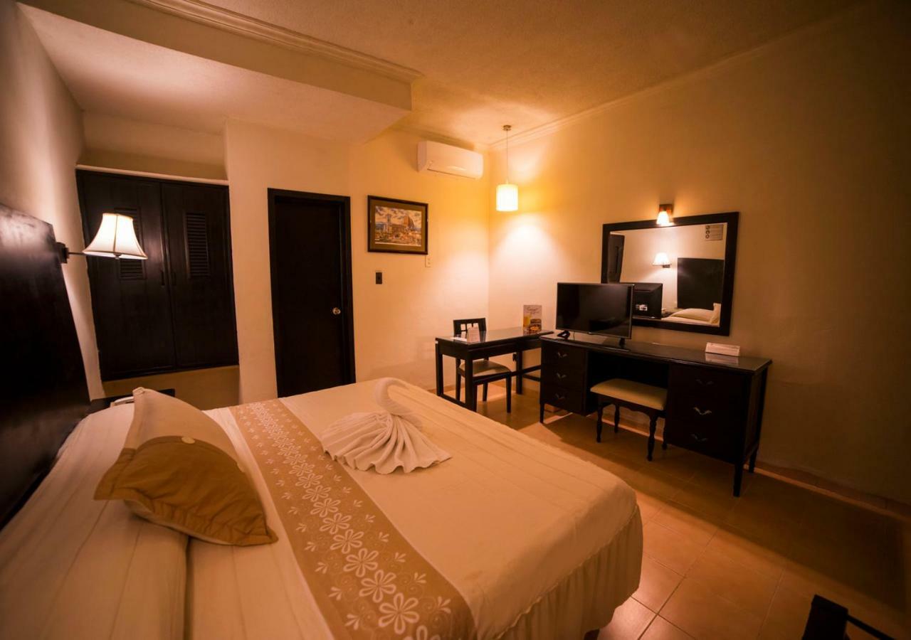 Hotel Marlon Четумал Екстериор снимка