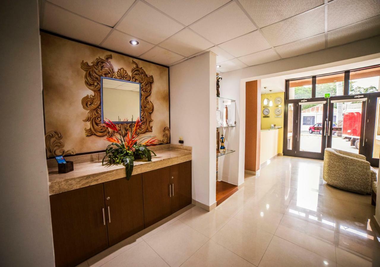 Hotel Marlon Четумал Екстериор снимка
